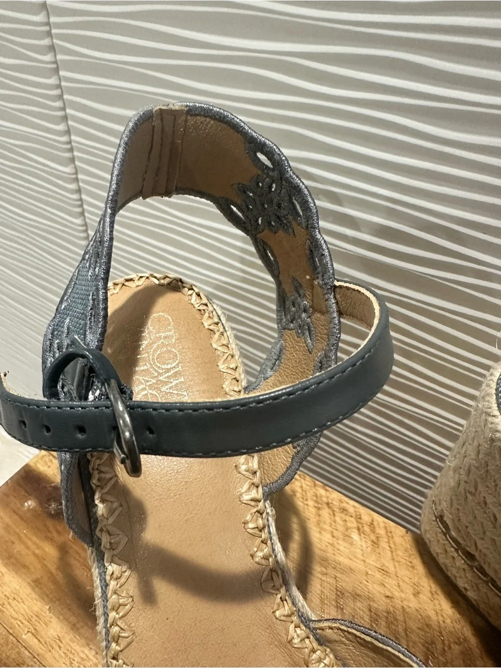 Crown Vintage Blue Denim Espadrille Wedge Sandals Size 7.5